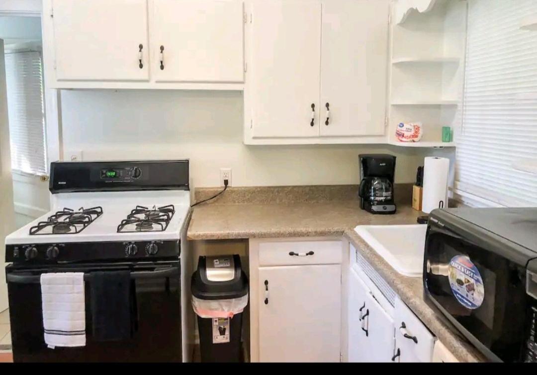 Entire Comfy Near Atl Airport -two Bedrooms * Atlanta